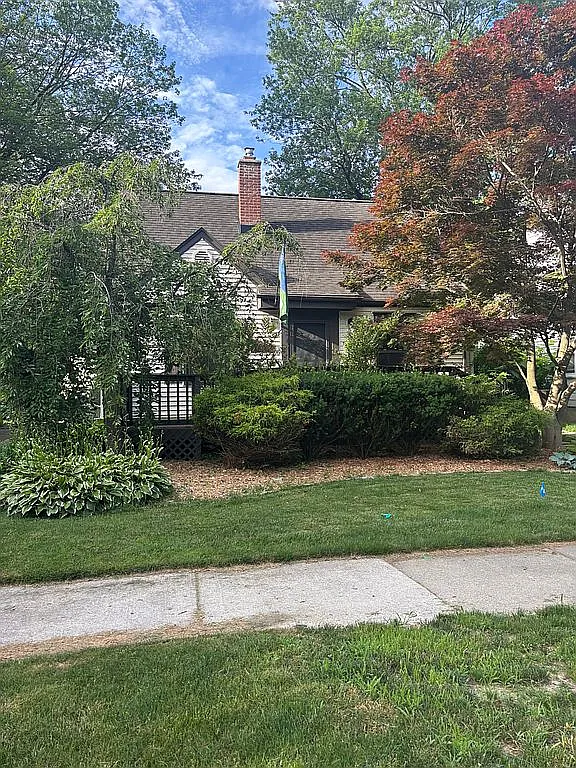 1882 bowers st birmingham, michigan 48009